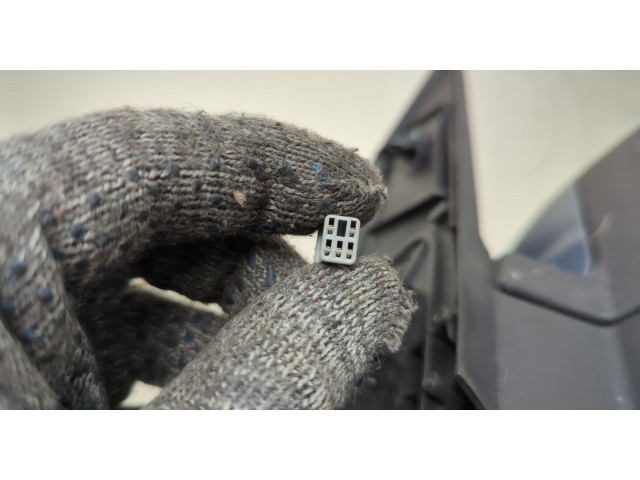 Зеркало боковое Mitsubishi Colt 2002-2012 правое