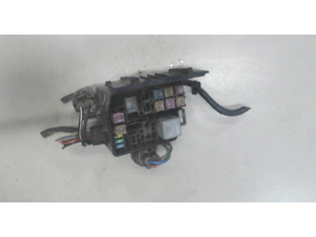 Блок реле Mazda 2 2003-2008 1.2