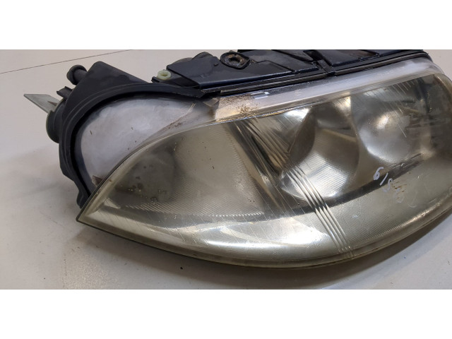 Фара передняя  Volkswagen Passat 5 2000-2005 правая 