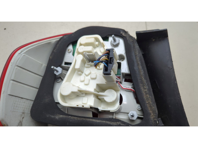 Задний фонарь