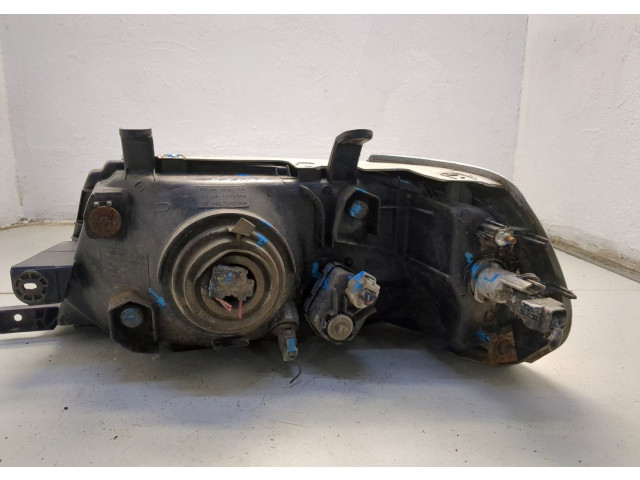 Фара передняя Mitsubishi Montero Sport / Pajero Sport 1996-2008 правая