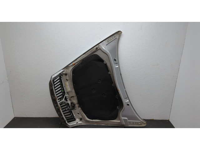 Решетка радиатора  Skoda Octavia (A5) 2004-2013          1Z0853668A, 1Z0853661A