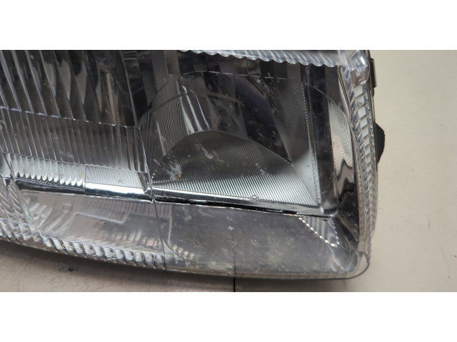 Фара передняя  Volkswagen Passat 5 1996-2000 правая 