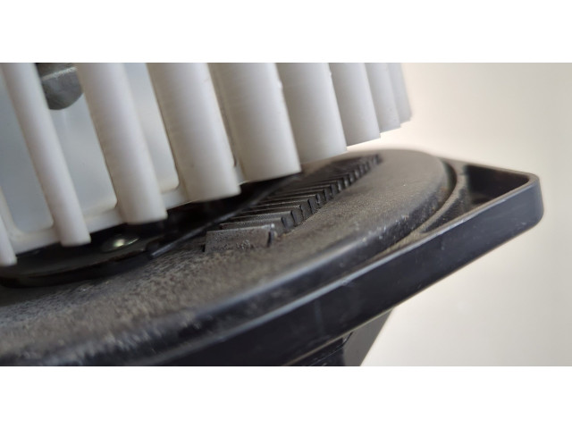 Моторчик печки  Infiniti QX60 2013-2020        