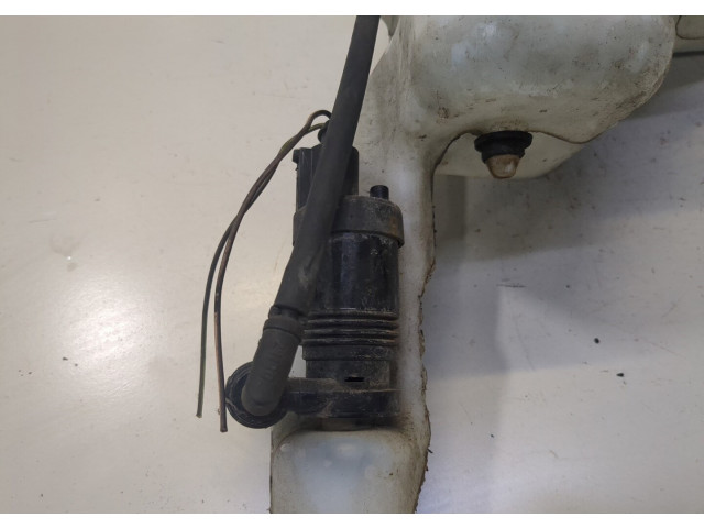 Бачок омывателя  Jeep Patriot 2007-2010 05303789    