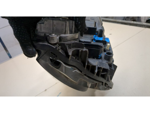 Фара передняя  Volvo S90 2016-2020 левая 