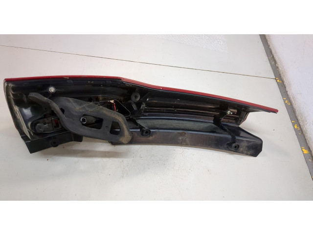 Задний фонарь          