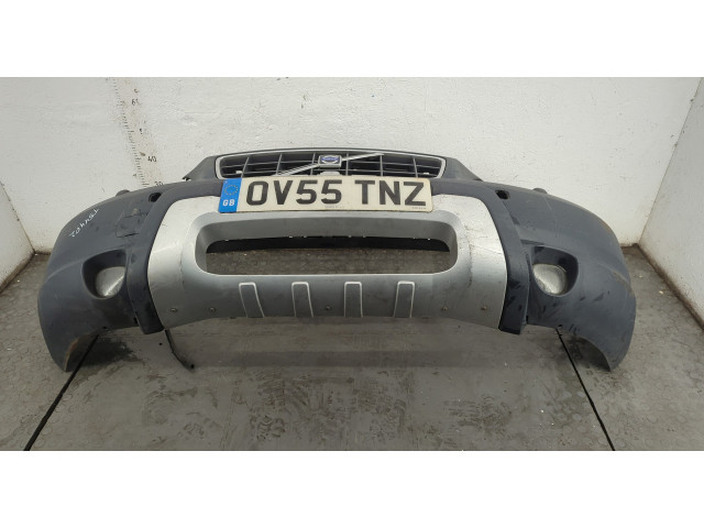 Бампер  Volvo XC70 2000-2007 передний   
