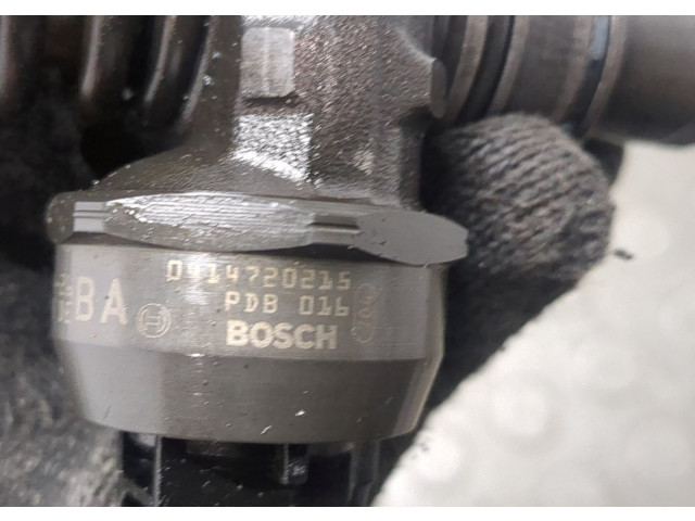 Форсунка топливная Skoda Octavia (A5) 2004-2013 038130073AG