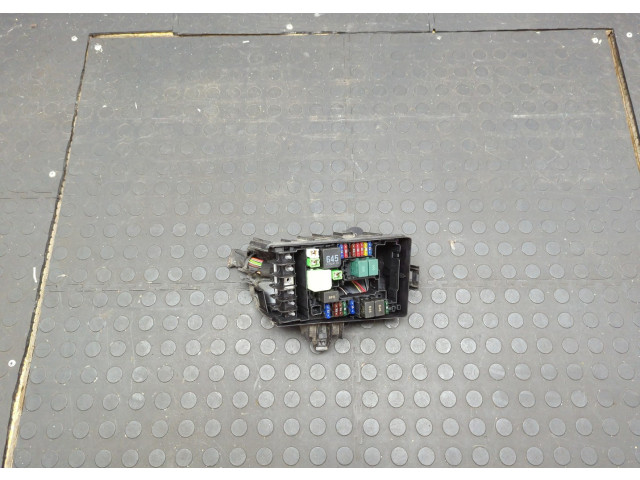 Блок предохранителей  Volkswagen Jetta 7 2018-2024      5Q0907361F   