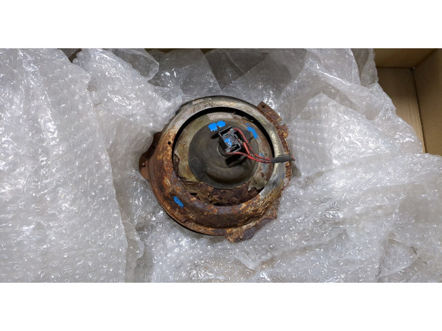 Фара передняя Mitsubishi Pajero 1982-1991 левая