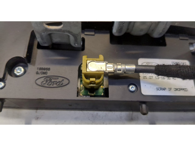 Дисплей бортового компьютера  Ford Focus 4 2018-          