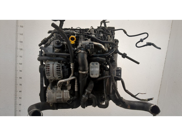 Форсунка топливная  Skoda SuperB 2008-2015    03L130277Q     