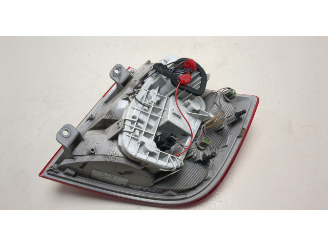 Задний фонарь