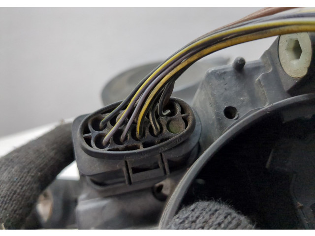 Фара передняя  Audi A3 (8P) 2003-2013 левая 