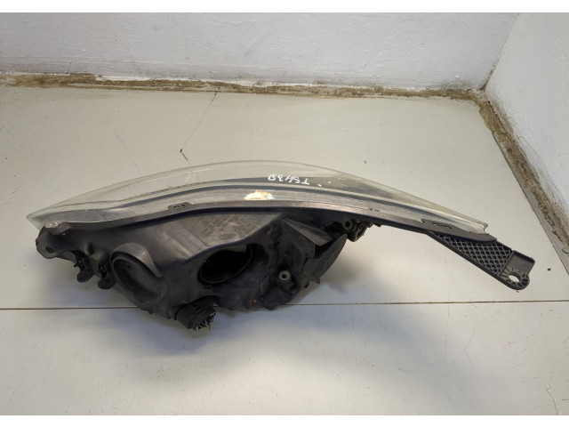 Фара передняя  Ford Focus 3 2011-2015 правая 