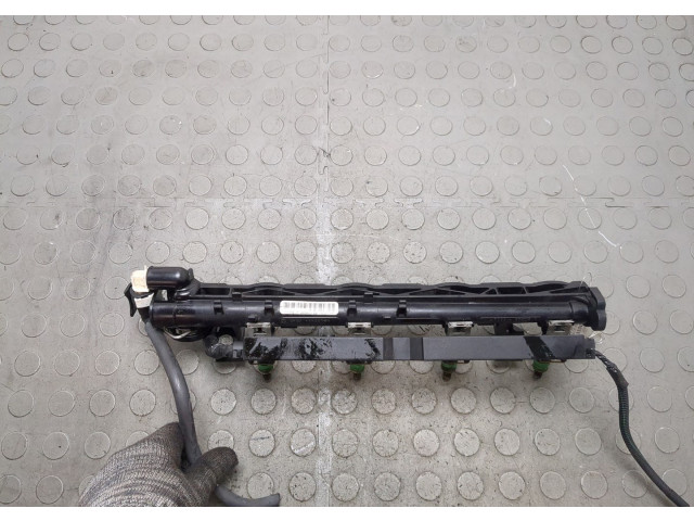 Форсунка топливная Volvo C30 2006-2013 30735755, 31375668