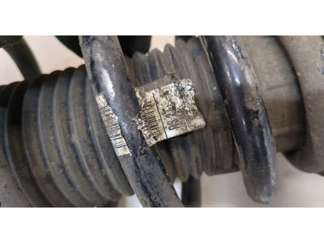 Стойка амортизатора  Volvo S90 2016-2020      