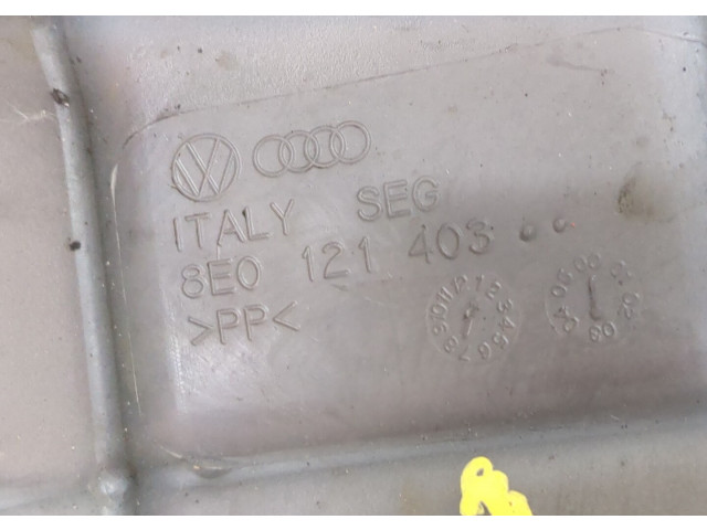 Бачок расширительный  Audi A6 (C5) 1997-2004 8e0121403     1.9