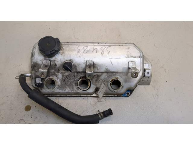 Клапанная крышка двигателя ДВС Mitsubishi Galant 1997-2003 2.5