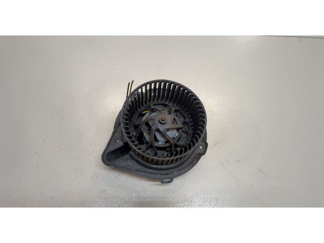 Моторчик печки  Volkswagen Passat 5 1996-2000        