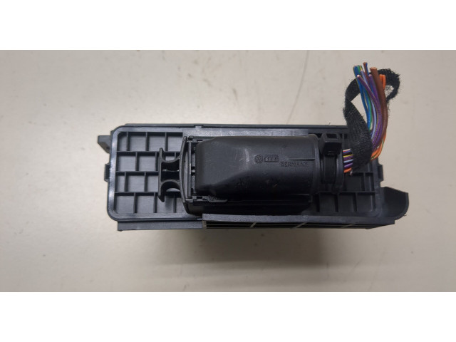 Блок комфорта  Audi A6 (C6) 2005-2011      4F0907280B    