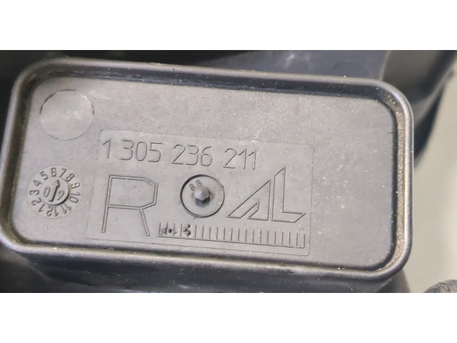 Фара передняя  Mercedes C W204 2007-2013 правая 