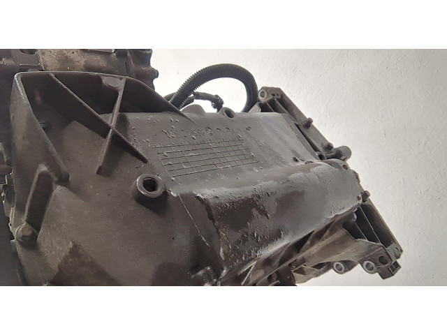 Генератор Citroen C4 2004-2010