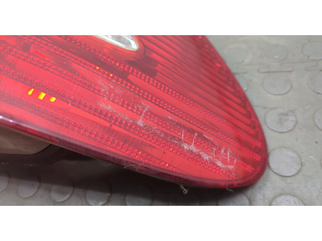 Задний фонарь          