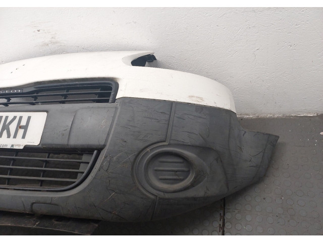 Бампер Peugeot Partner 2008-2012 передний