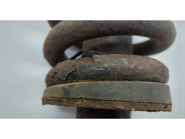 Стойка амортизатора Ford F-150 2003-2008