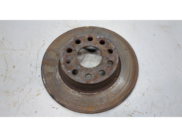 Диск тормозной  Volkswagen Golf 7 2012-2017   задний         