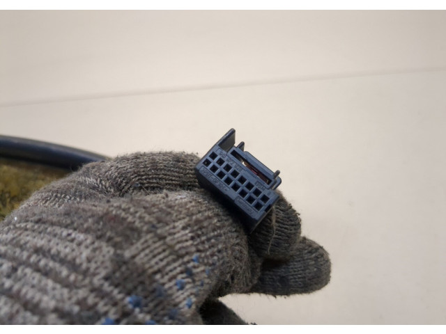 Зеркало боковое Skoda Yeti 2009-2014 левое