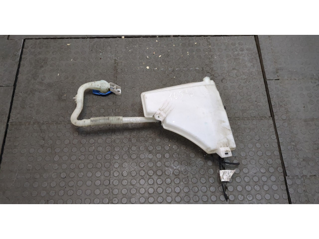 Бачок омывателя  Volkswagen Touareg 2010-2014     3.6