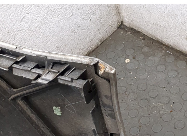 Бампер  Volkswagen Golf Plus задний   5M0807417