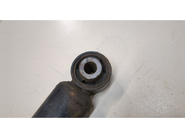 Стойка амортизатора Nissan Rogue 2007-2013