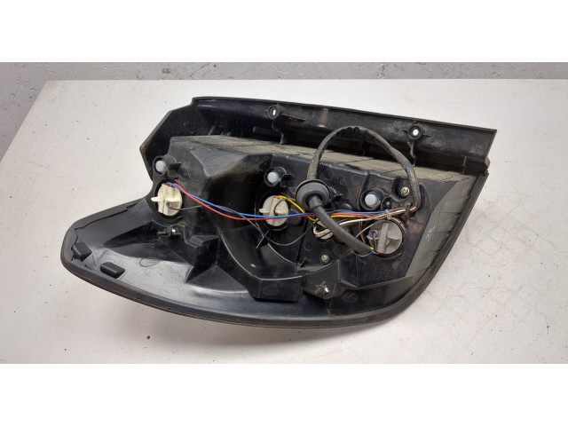 Задний фонарь          