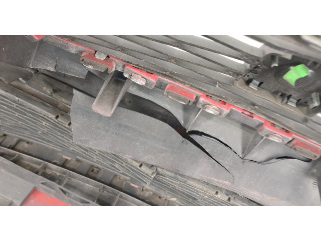 Бампер  Seat Ibiza 4 2008-2015 передний   6J0807217AT, 6J0853667C, 6J0807241C, 6J0853651D