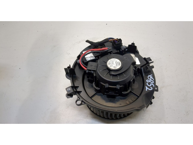 Моторчик печки Skoda Octavia (A7) 2017-2021