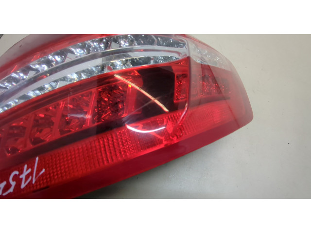 Задний фонарь