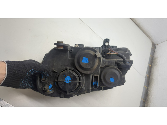 Фара передняя  Volkswagen Passat 7 2010-2015 Европа правая 