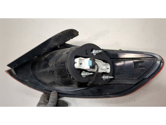 Задний фонарь          