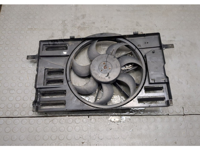 Вентилятор радиатора  Volvo C30 2006-2013           