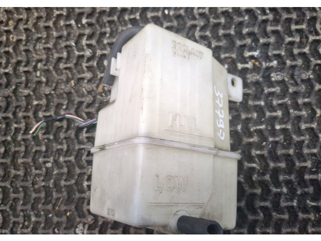 Бачок расширительный Mazda 323 (BA) 1994-1998 823021096 1.5
