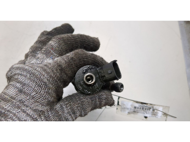 Форсунка топливная Mazda 3 (BL) 2009-2013 0445110188