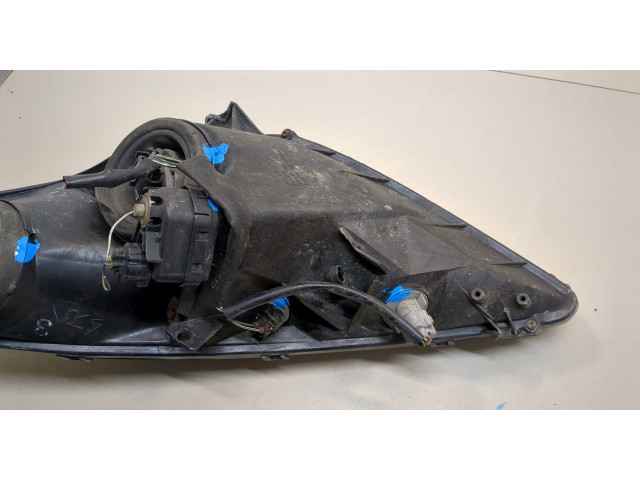 Фара передняя  Toyota Celica 1999-2005 правая 