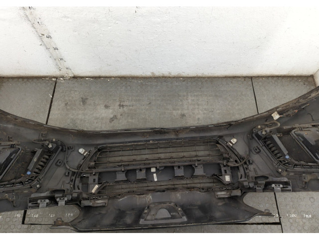 Бампер  Peugeot 308 2007-2013 передний   