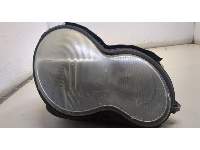 Фара передняя Mercedes C W203 2000-2008 правая