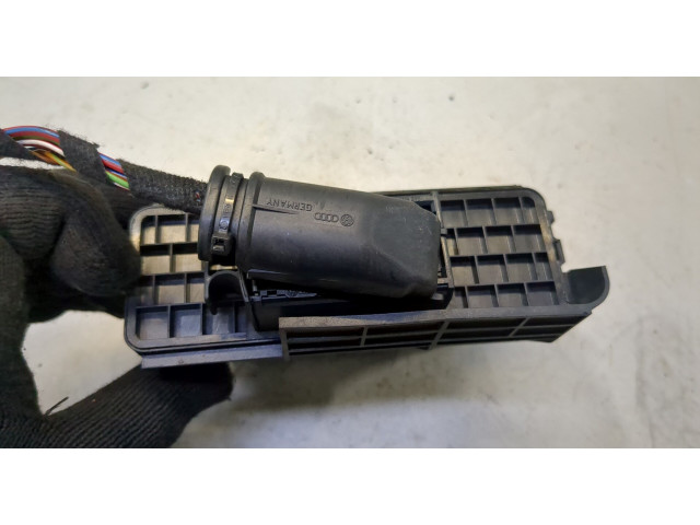 Блок комфорта  Audi A6 (C6) 2005-2011      4F0907280A    