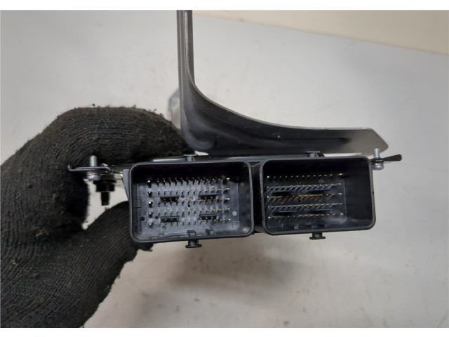 Блок управления двигателем Subaru Forester 2013-